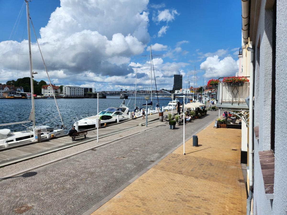 Ferienwohnung Grannys Harbour View - 1St Floor Sønderborg Exterior foto