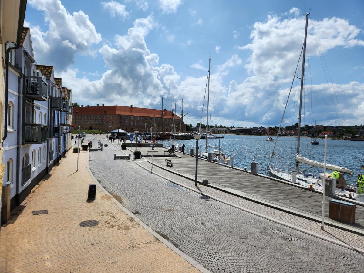 Ferienwohnung Grannys Harbour View - 1St Floor Sønderborg Exterior foto